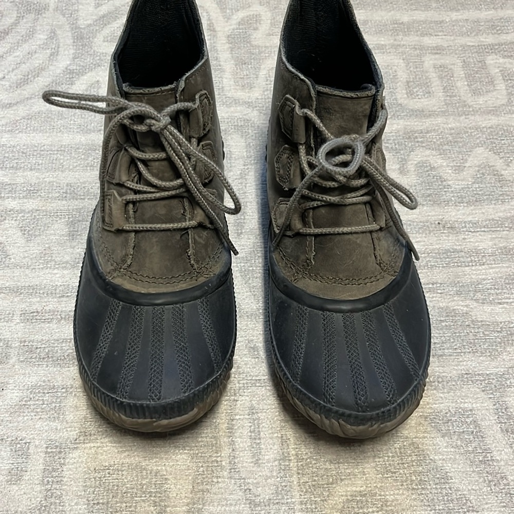 Sorel waterproof boots